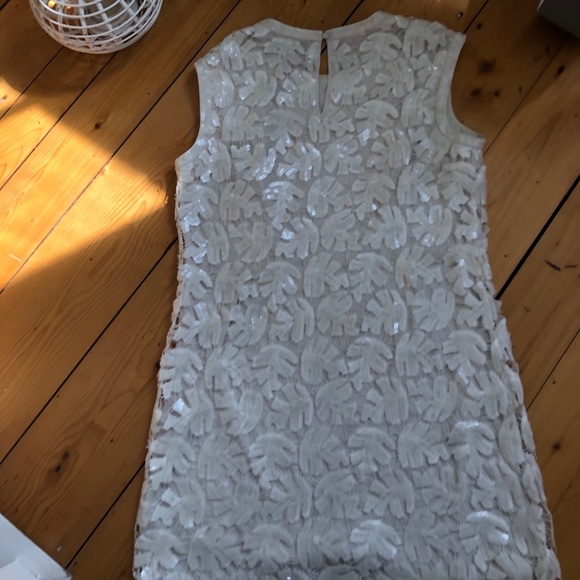 BCBG WHITE PARTY sequins lined dress 12